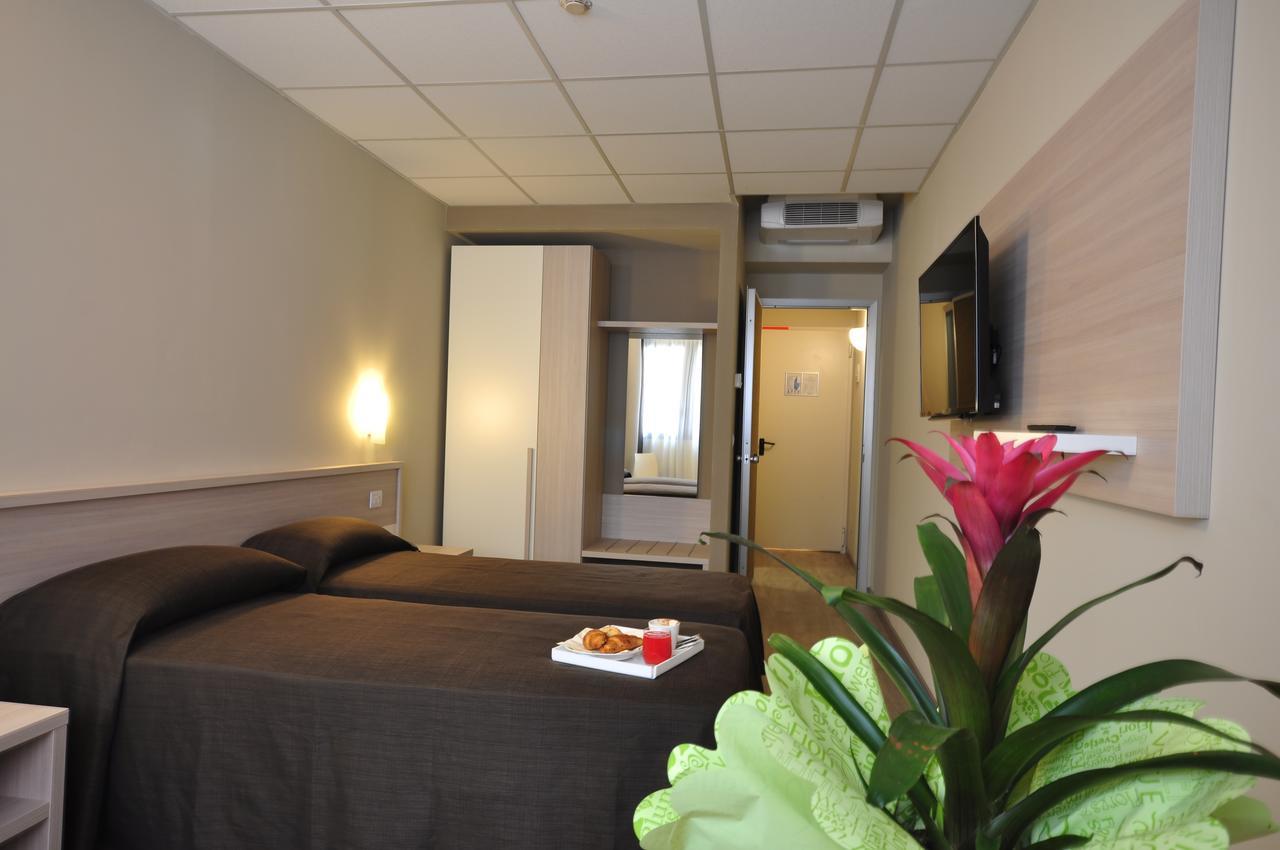 Best Quality Hotel Politecnico Torino Esterno foto